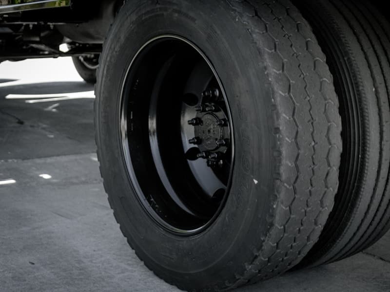 MOBILE TIRE SERVICE service